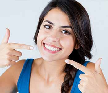 Wrentham area dentist offers professional teeth whitening